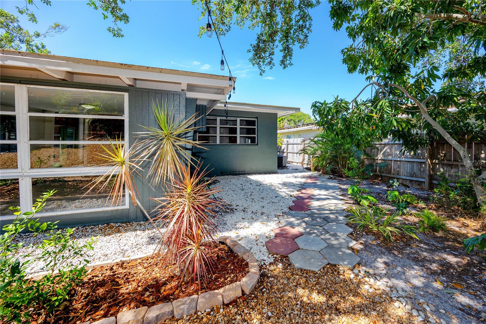 BAYOU BONITA SEC C - Residential