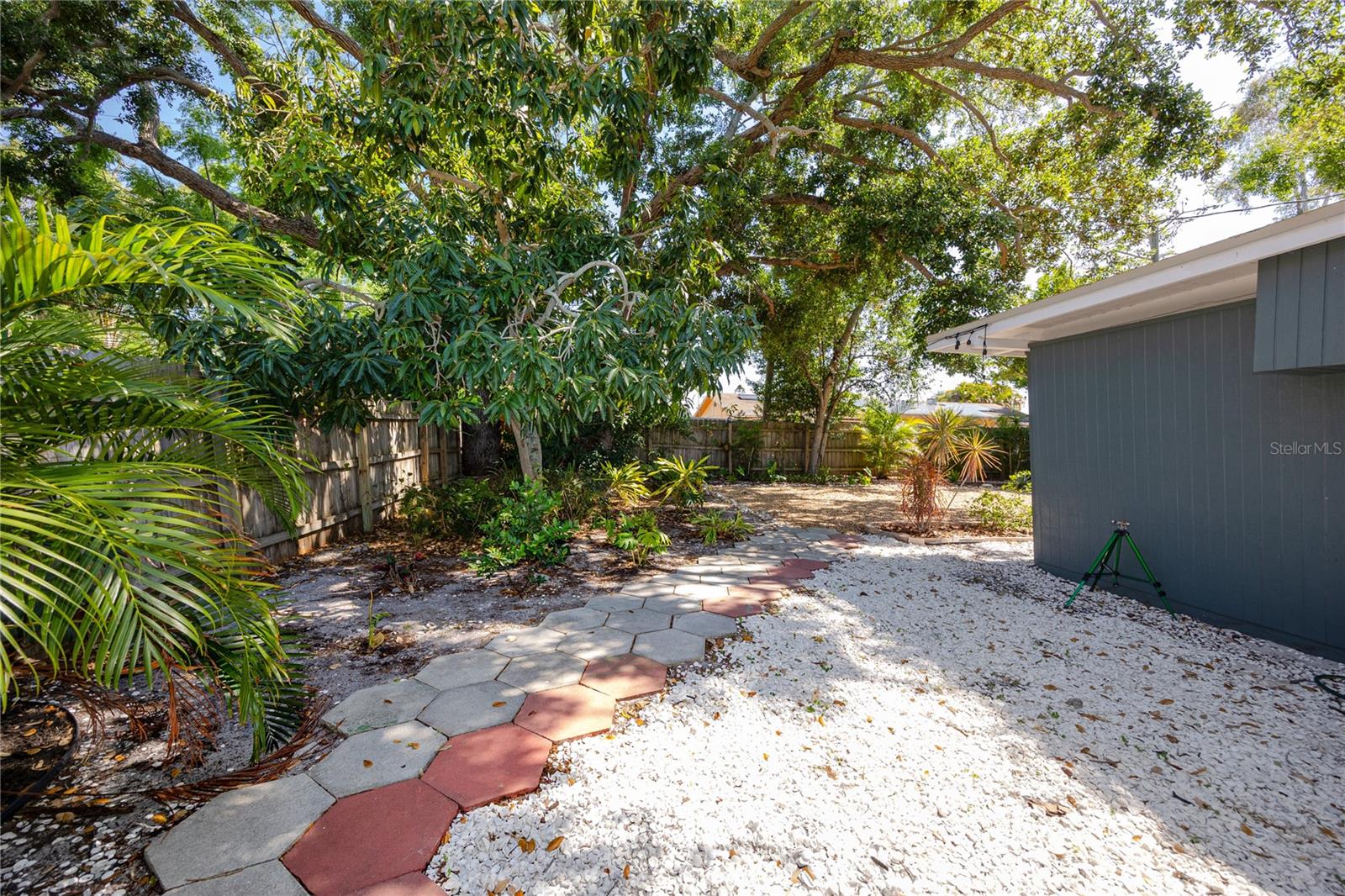 BAYOU BONITA SEC C - Residential