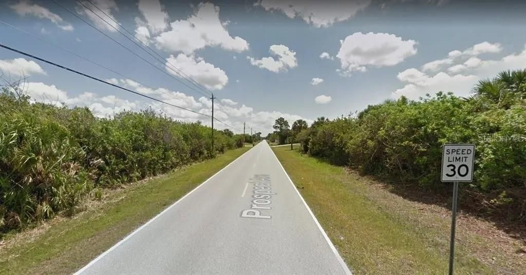 Photo of 9295 Prospect Avenue, Englewood, FL 34224 (MLS # S5121937)