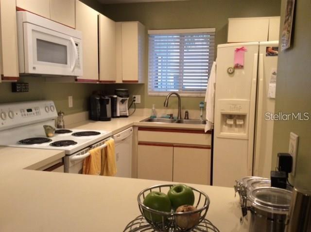 PLANTATION COVE CONDO PH 01 - Residential