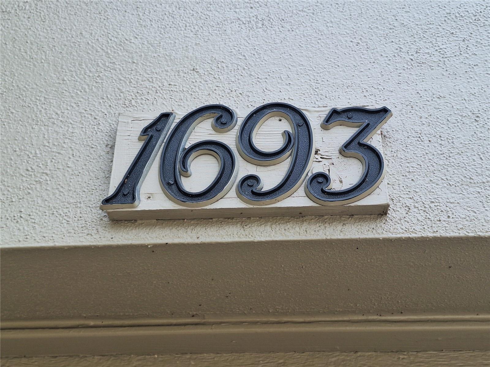 1693 FRY COURT