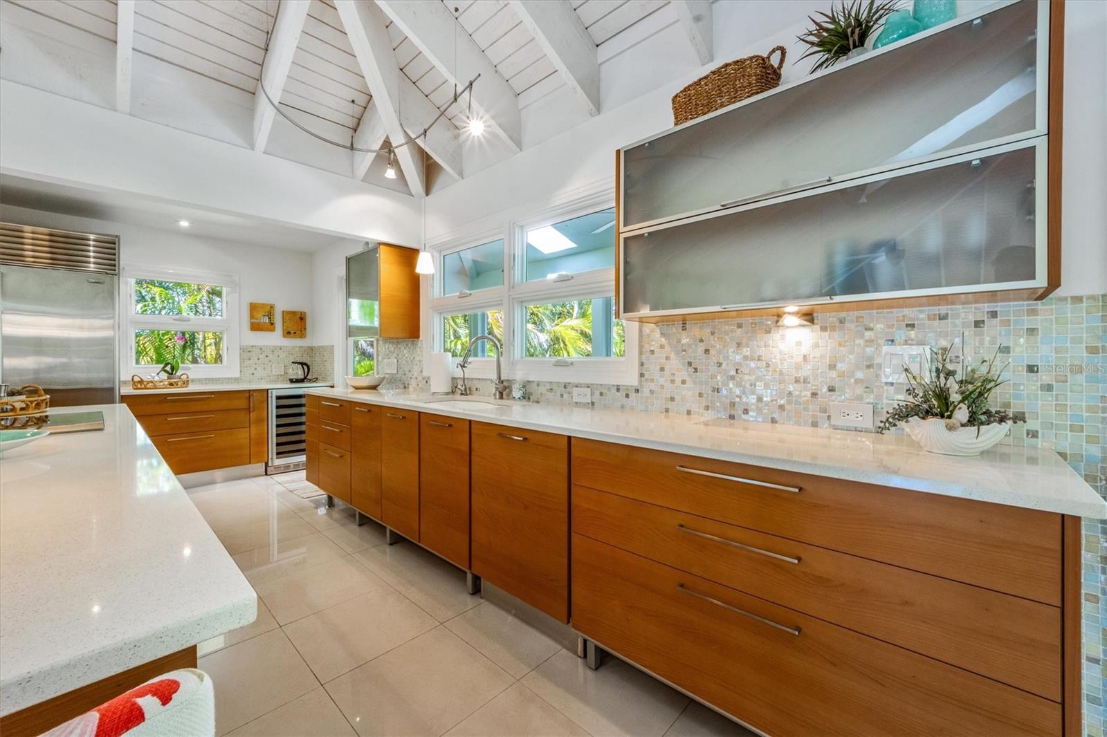 ISLAND CEDARS - Residential