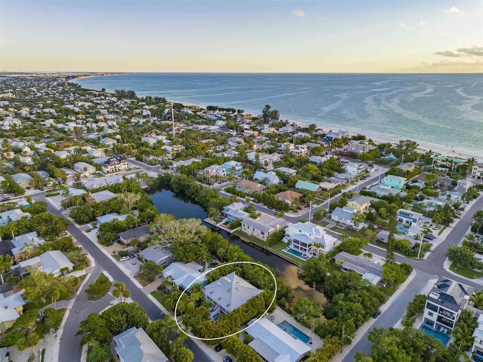 ISLAND CEDARS - Residential