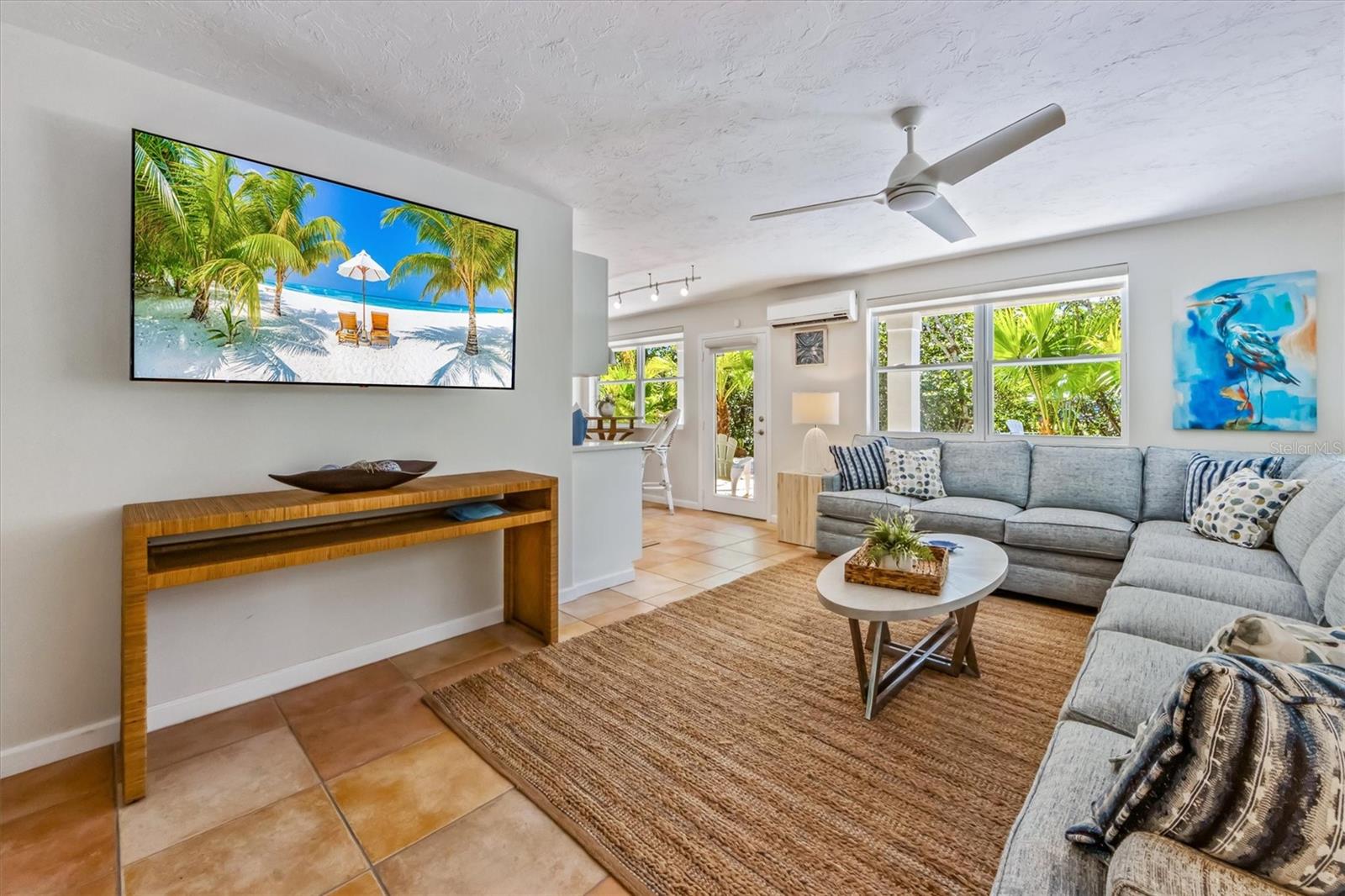 ISLAND CEDARS - Residential