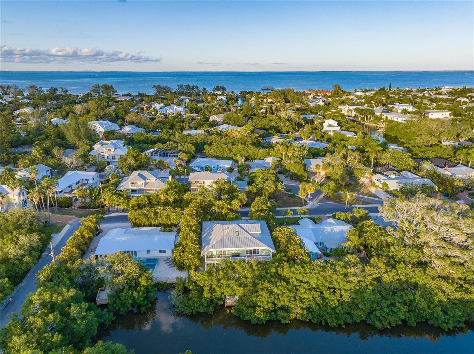 ISLAND CEDARS - Residential