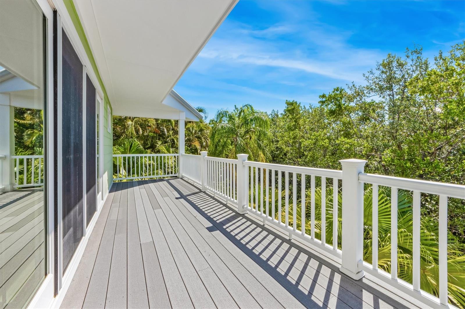 ISLAND CEDARS - Residential