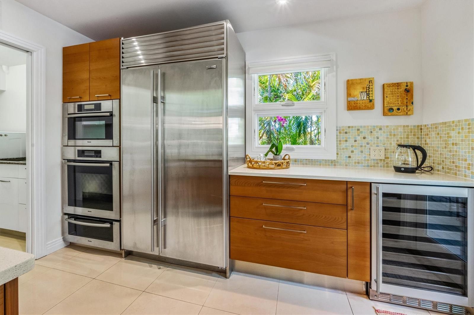 ISLAND CEDARS - Residential