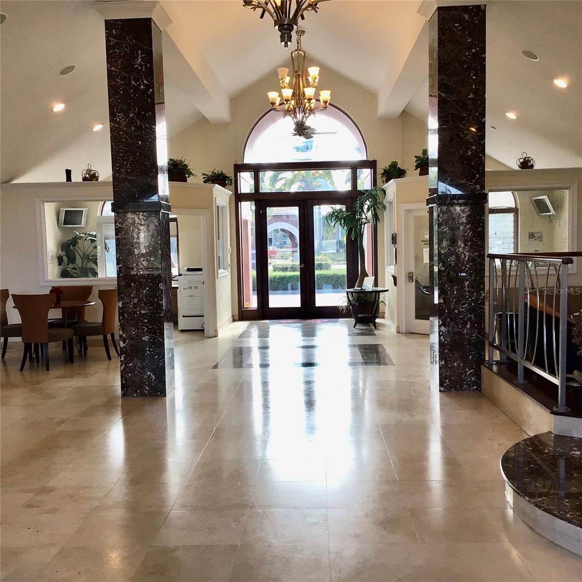 ITOPIA PRIVATE RESIDENCES CONDO - Residential