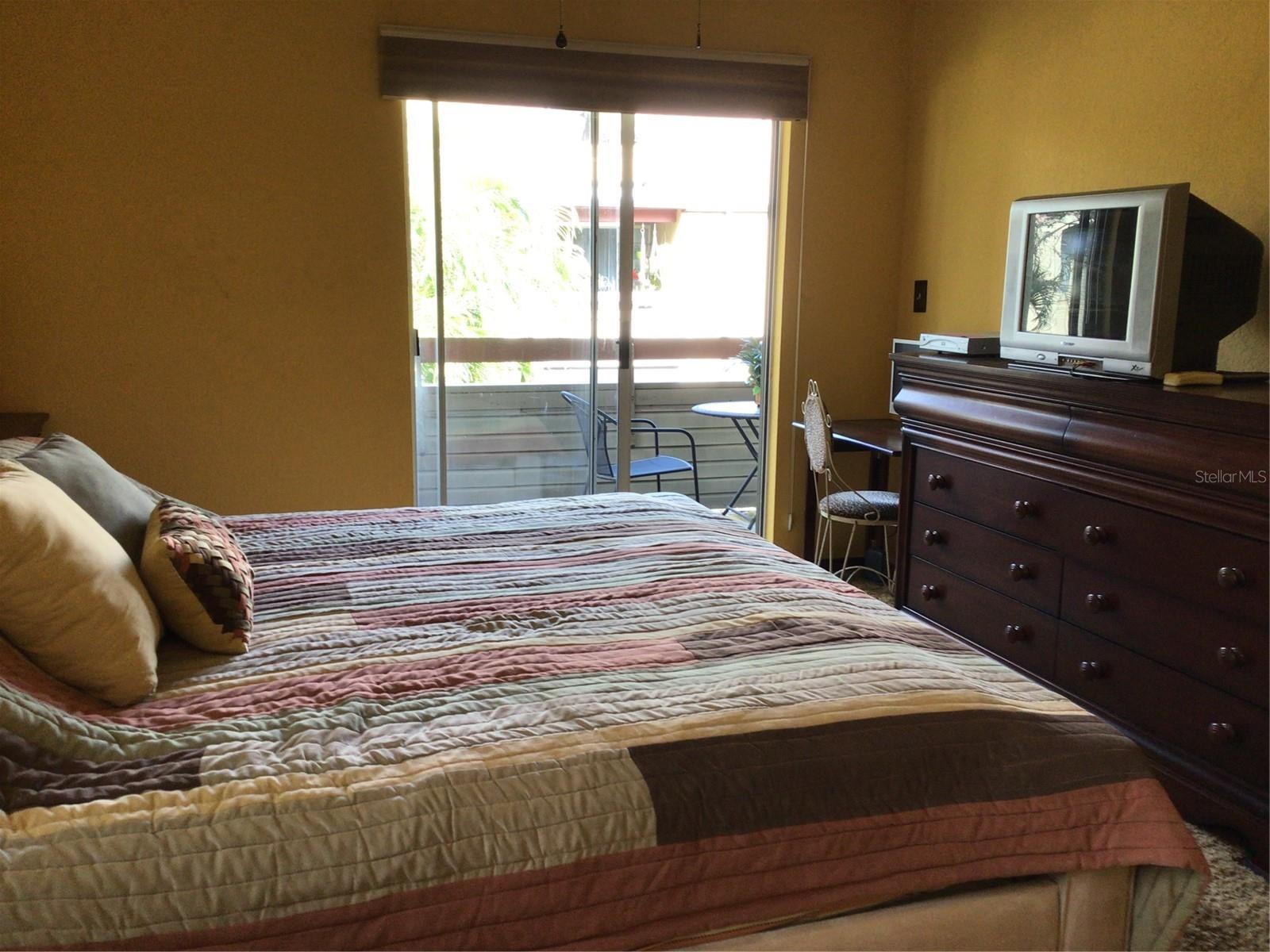 ITOPIA PRIVATE RESIDENCES CONDO - Residential