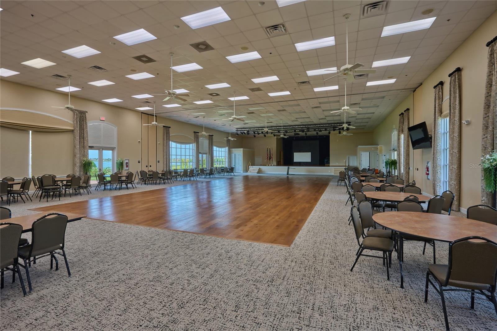 LAKE ASHTON GOLF CLUB PH 03B - Residential