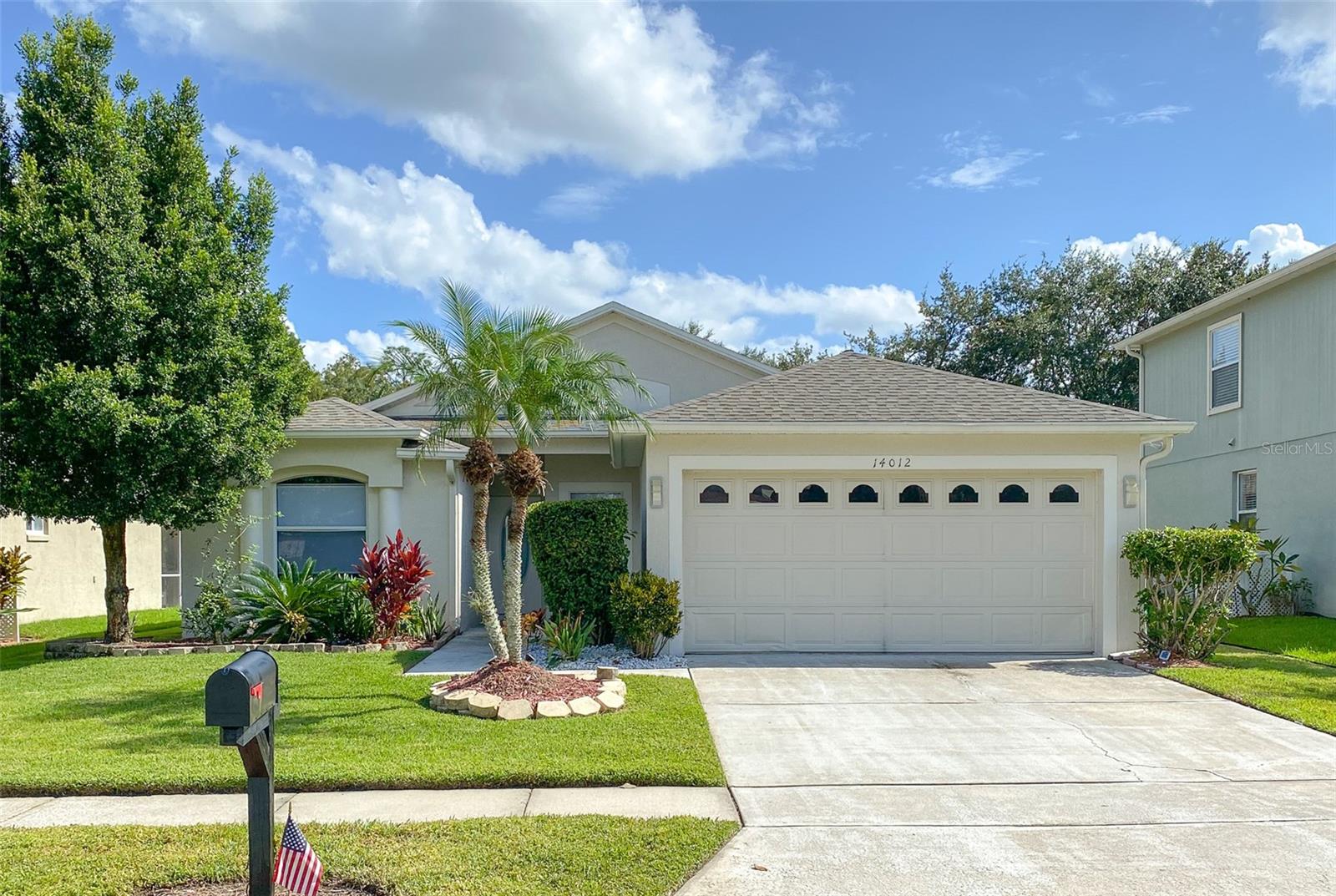 Looking for a beautiful single-family pool home? This stunning home is located in the award-winning Stoneybrook East neighborhood, featuring 3 beds, 2 baths, and a 2-car garage with no carpet. It is situated in East Orlando's most desirable security-gated golf community with excellent amenities such as a fitness center, playground, basketball courts, soccer fields, and nature paths.
Conveniently located just 10 minutes from major highways, and a few miles from Disney, Orlando International Airport, UCF, and beautiful Florida beaches. Rent includes lawn care, basic cable, washer, and dryer. HOA application (($80/first 2 adults +$80 for any additional) and approval are required, along with a $650 amenities transfer fee payable to Stoneybrook Master Association.