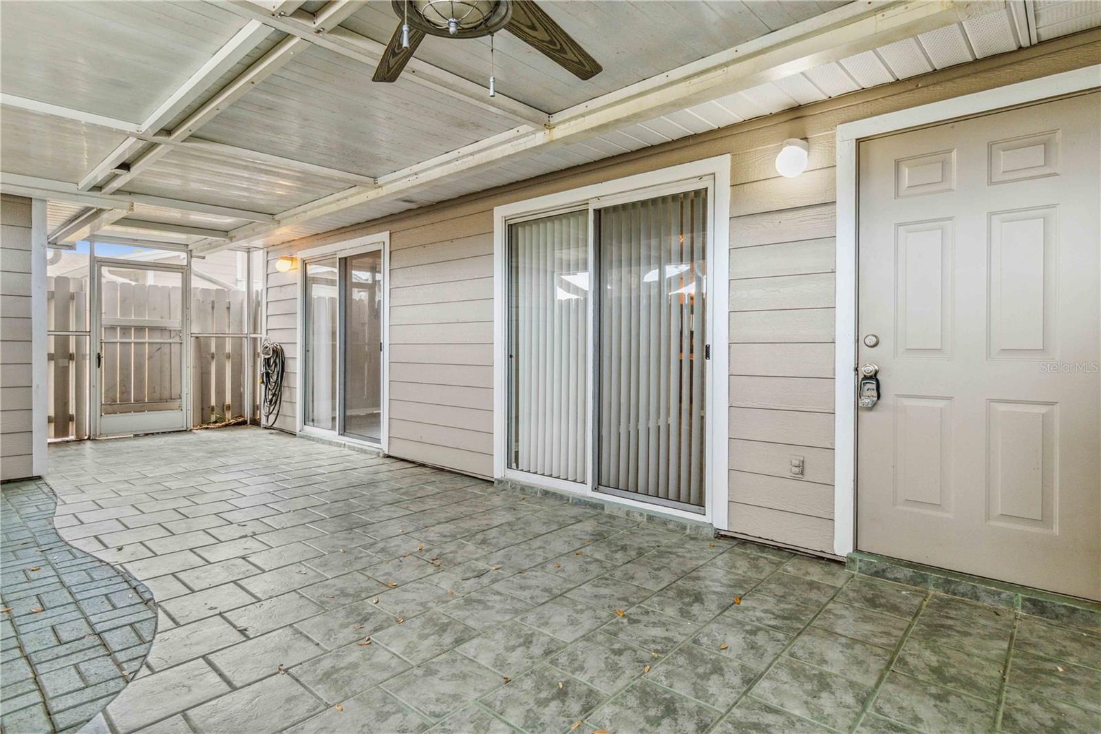 1933 QUAIL RIDGE COURT 1104
