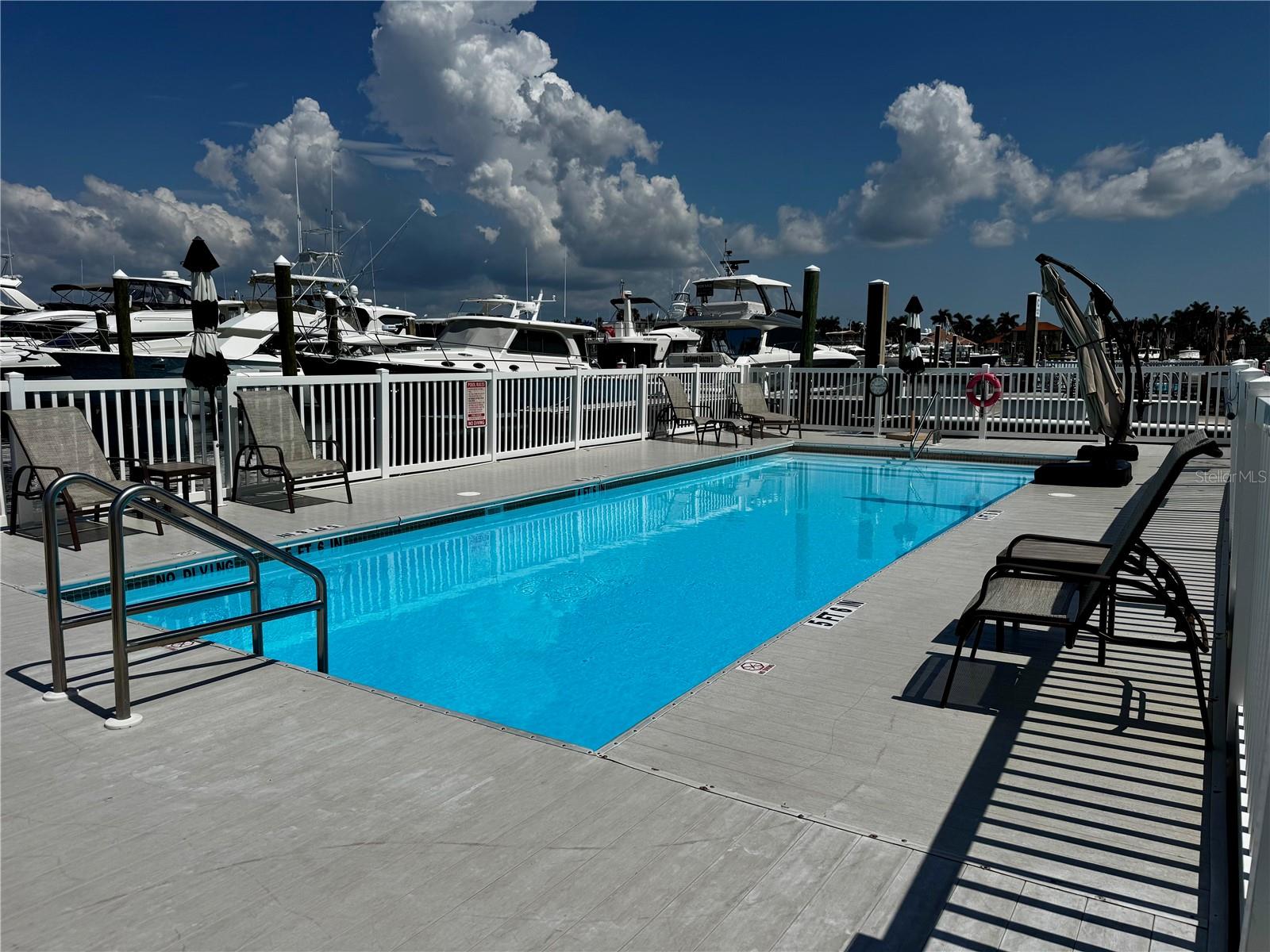 102 RIVIERA DUNES WAY N-13, PALMETTO, FL, 34221 1 102 RIVIERA DUNES WAY N-13