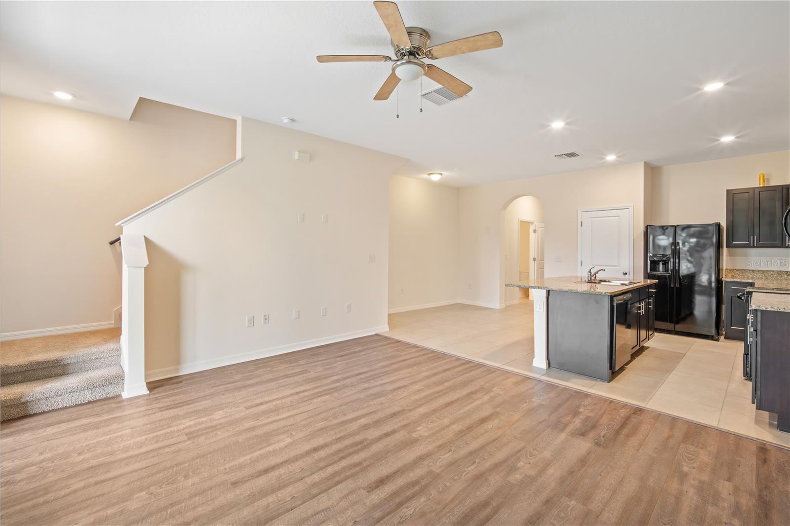 EAGLE PALM PH 3B - Residential Lease