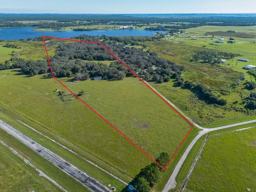 Photo of 1915 Buffum Lake Trail, Fort Meade, FL 33841 (MLS # TB8439327)