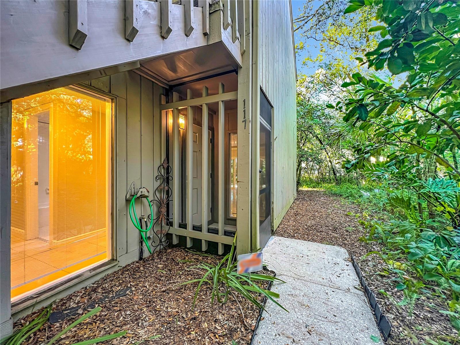 CROWN OAKS - Residential