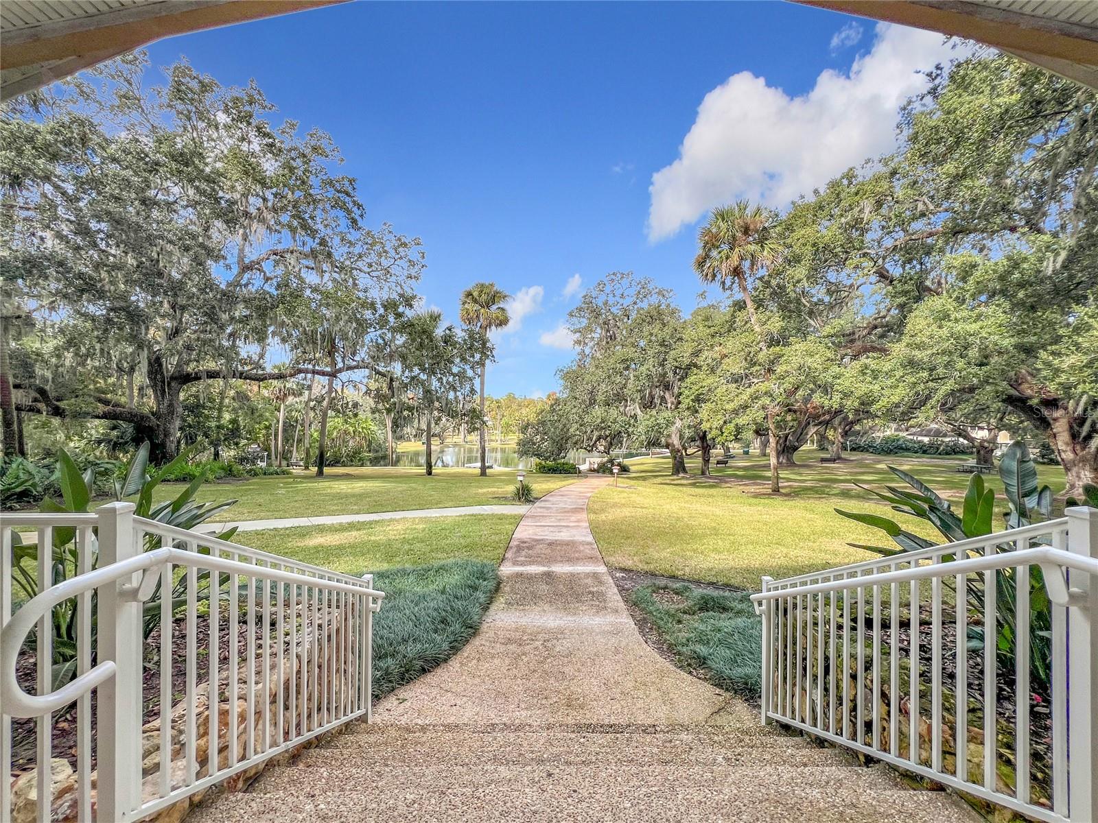 CROWN OAKS - Residential