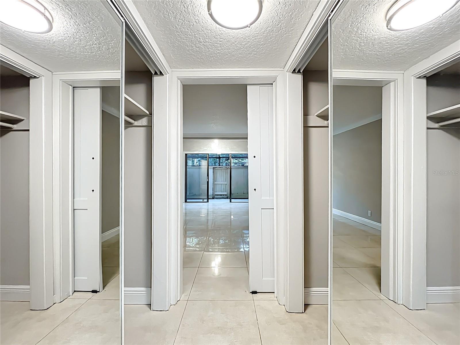 CROWN OAKS - Residential