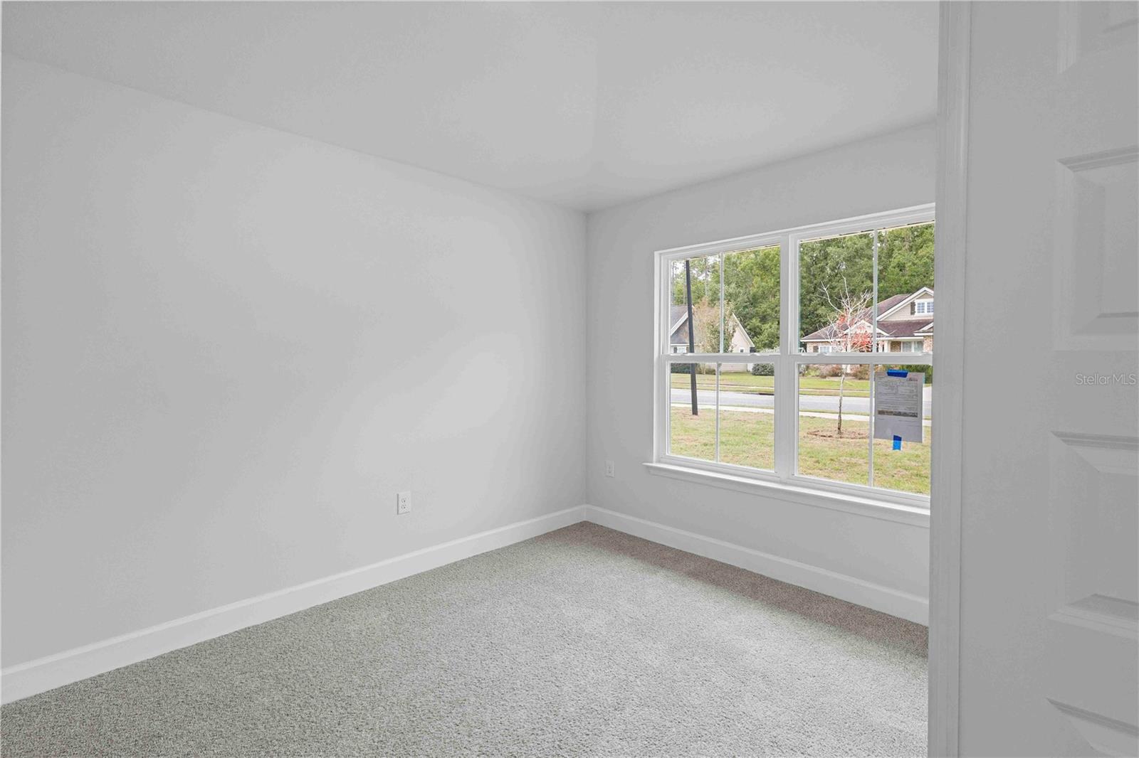 593 SW BELLFLOWER DRIVE