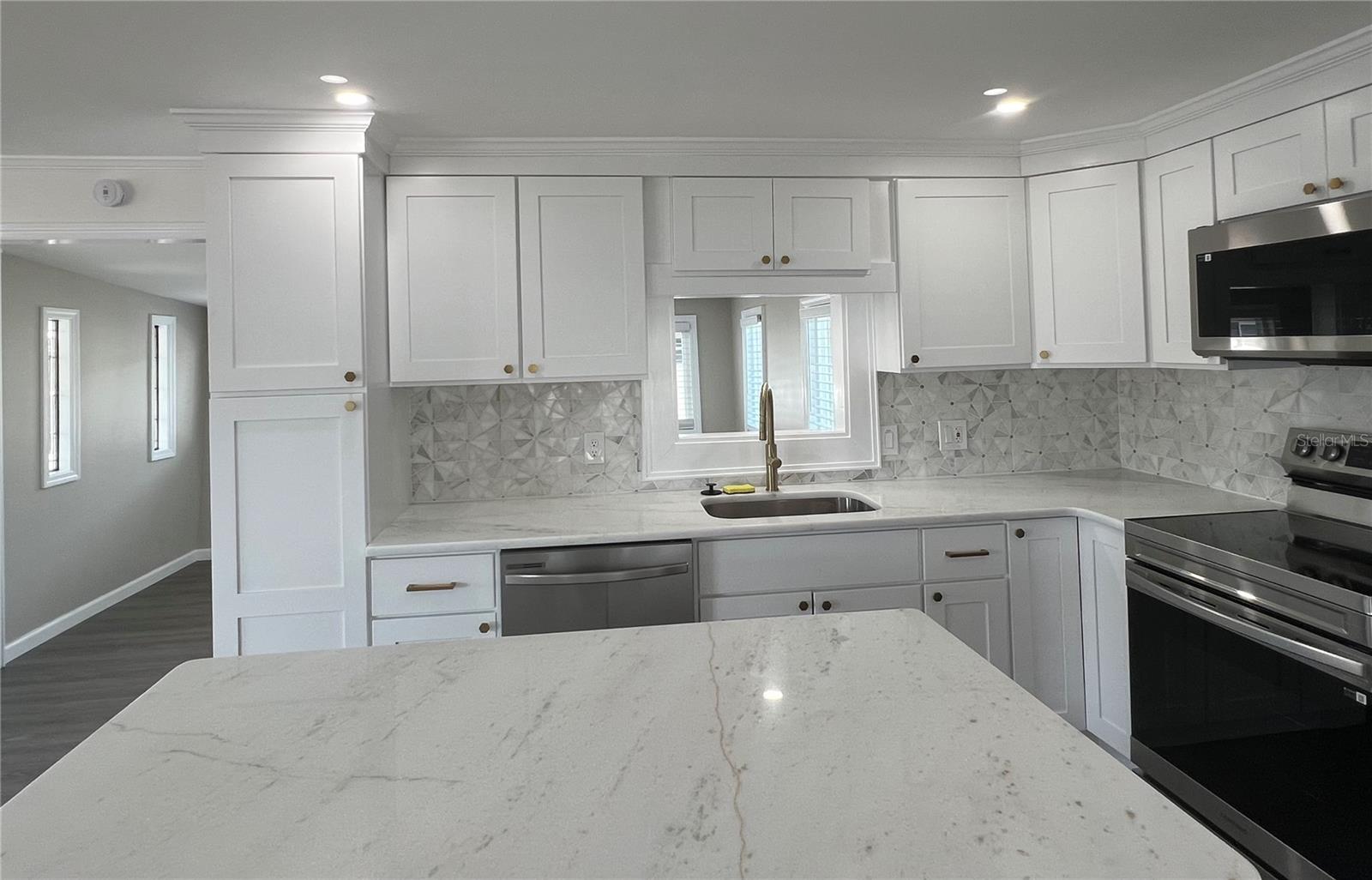 FAIRWAY VILLAGE MOBILE HOME PARK UNREC - Residential