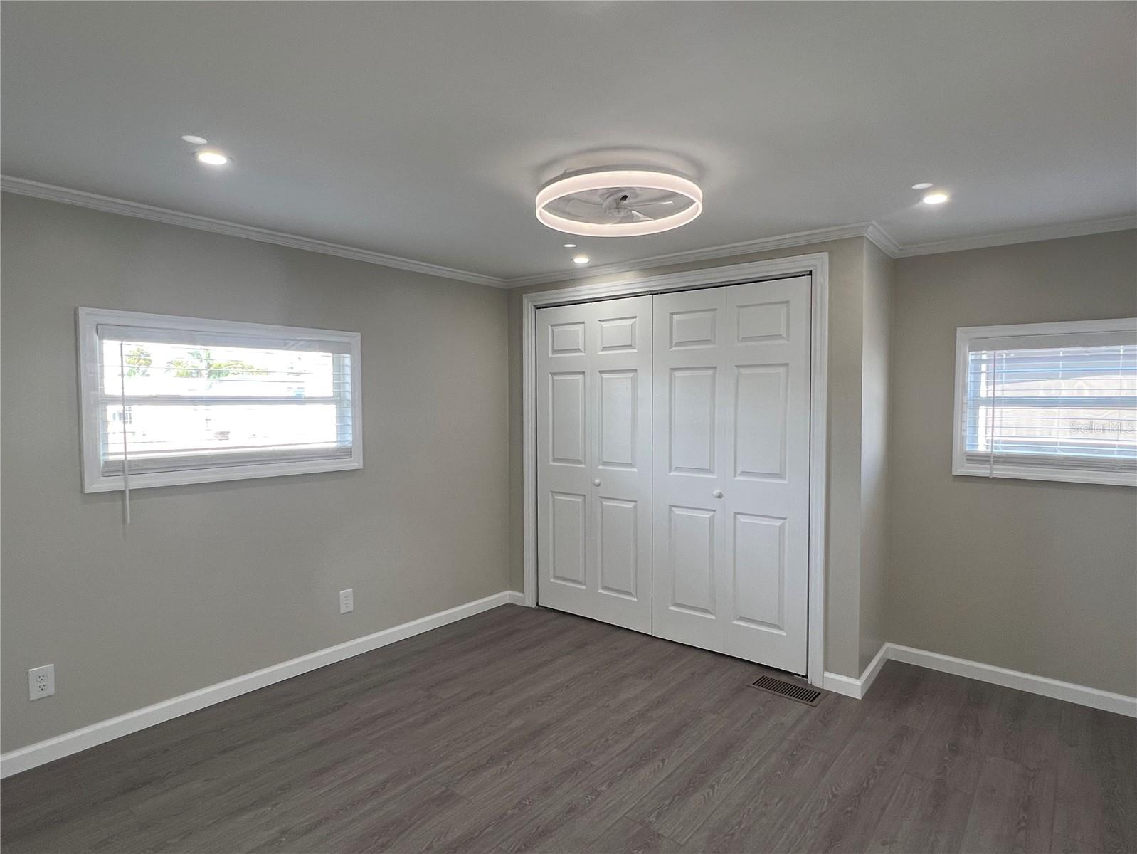 FAIRWAY VILLAGE MOBILE HOME PARK UNREC - Residential