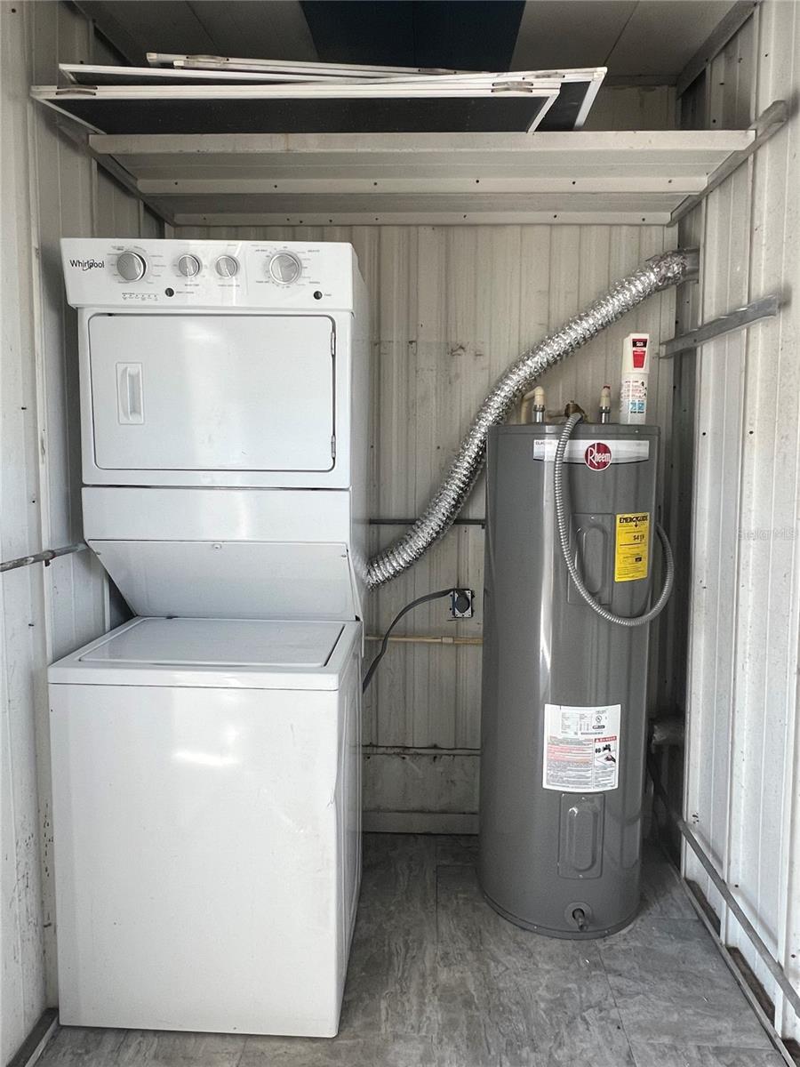 FAIRWAY VILLAGE MOBILE HOME PARK UNREC - Residential