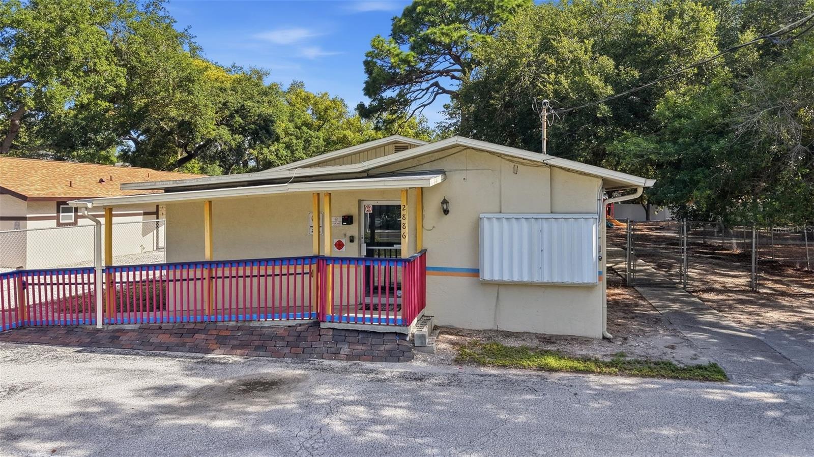 2886 WHITNEY ROAD