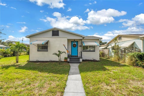 Photo of 2450 37th Avenue N, St Petersburg, FL 33713 (MLS # TB8561891)