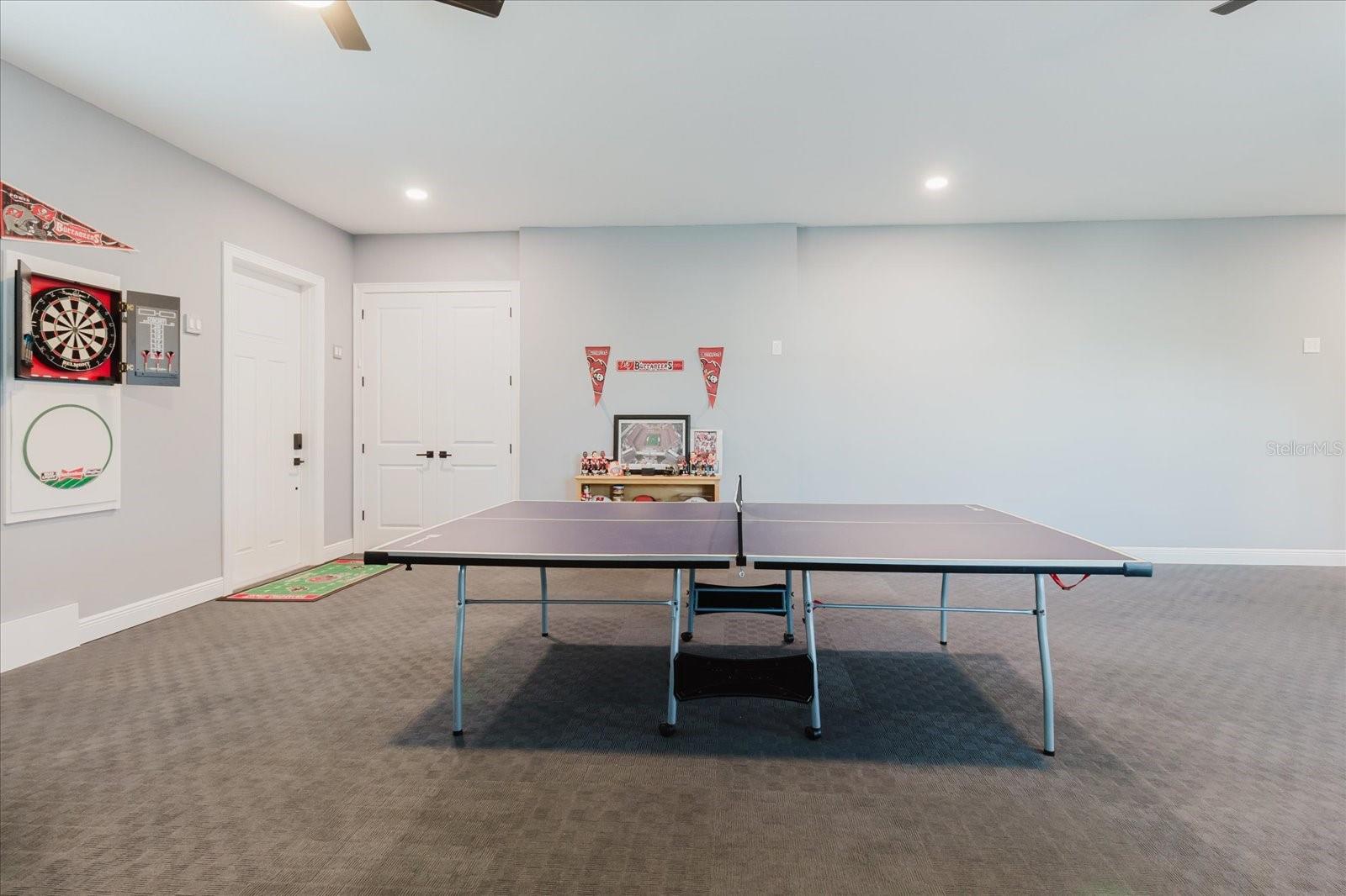 LUTEAN SHORES - Residential