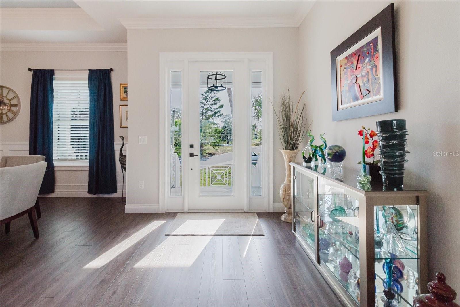 LUTEAN SHORES - Residential