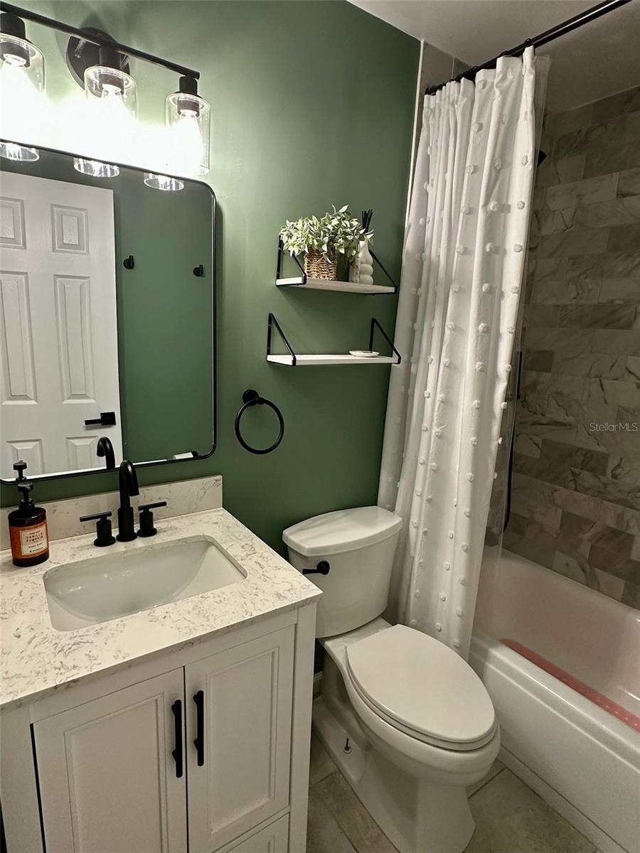 MEADOW LAWN 13TH ADD - Residential