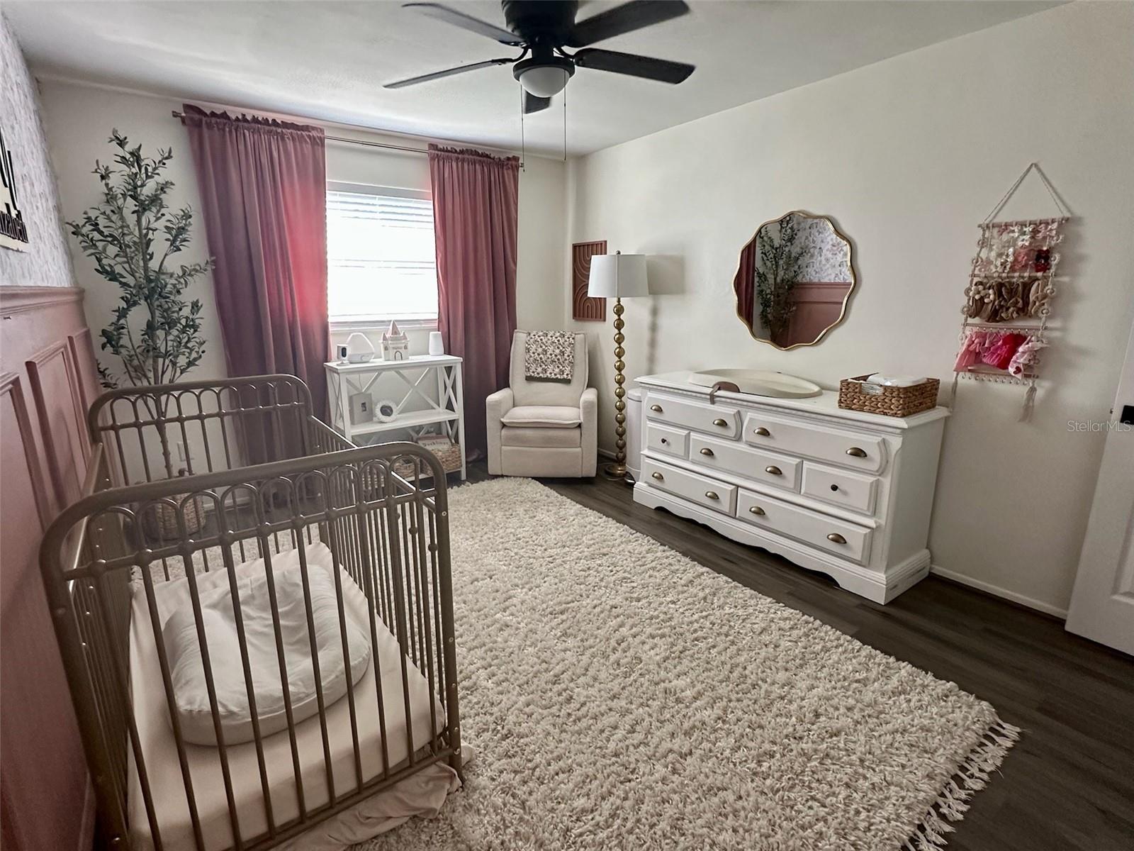 MEADOW LAWN 13TH ADD - Residential