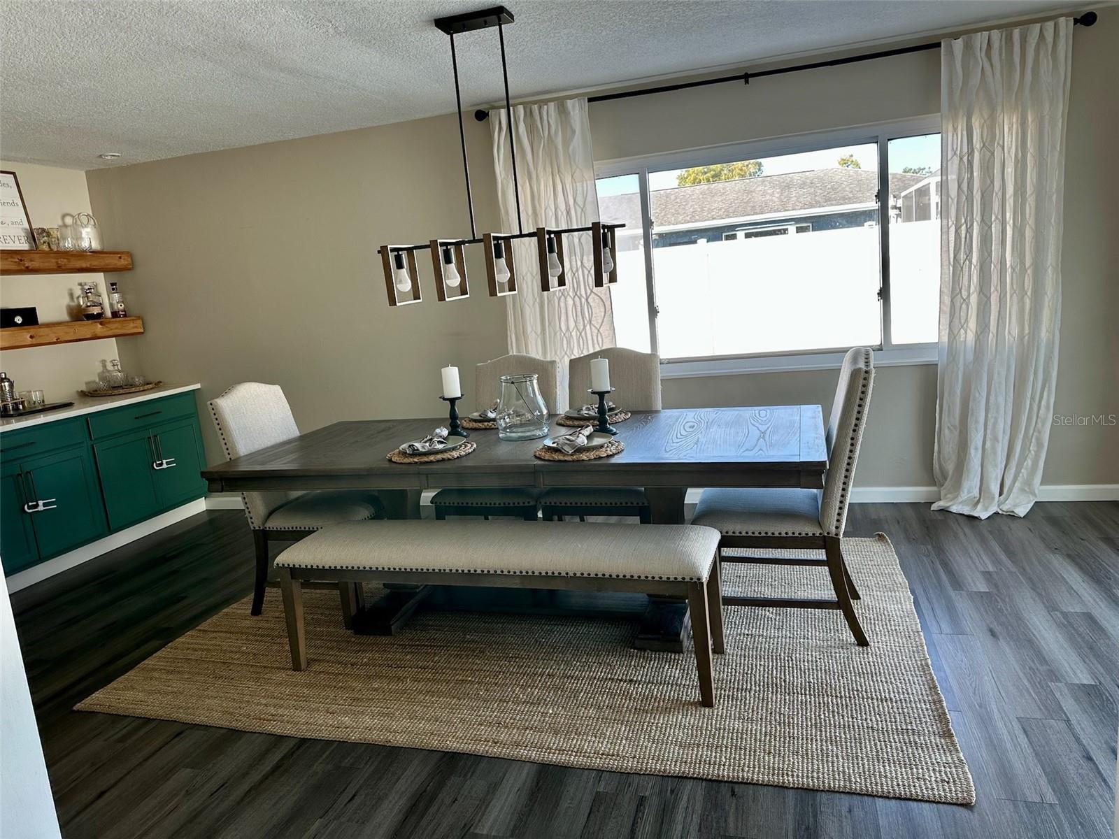 MEADOW LAWN 13TH ADD - Residential