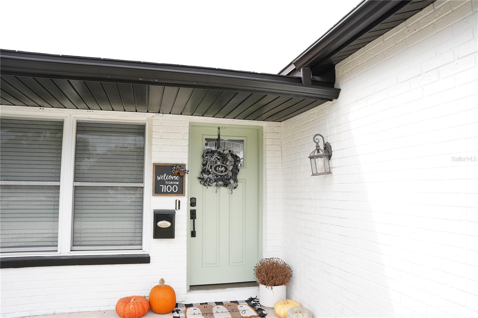 MEADOW LAWN 13TH ADD - Residential