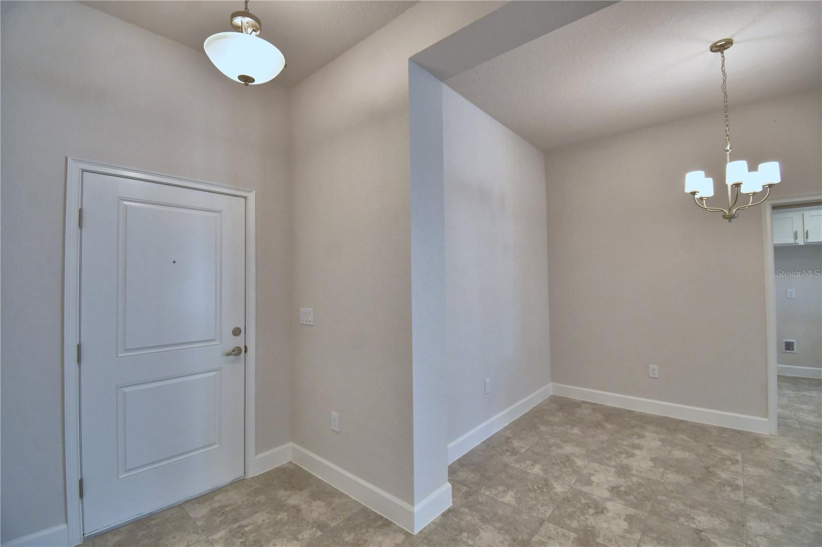 4511 SUNDEW LANE