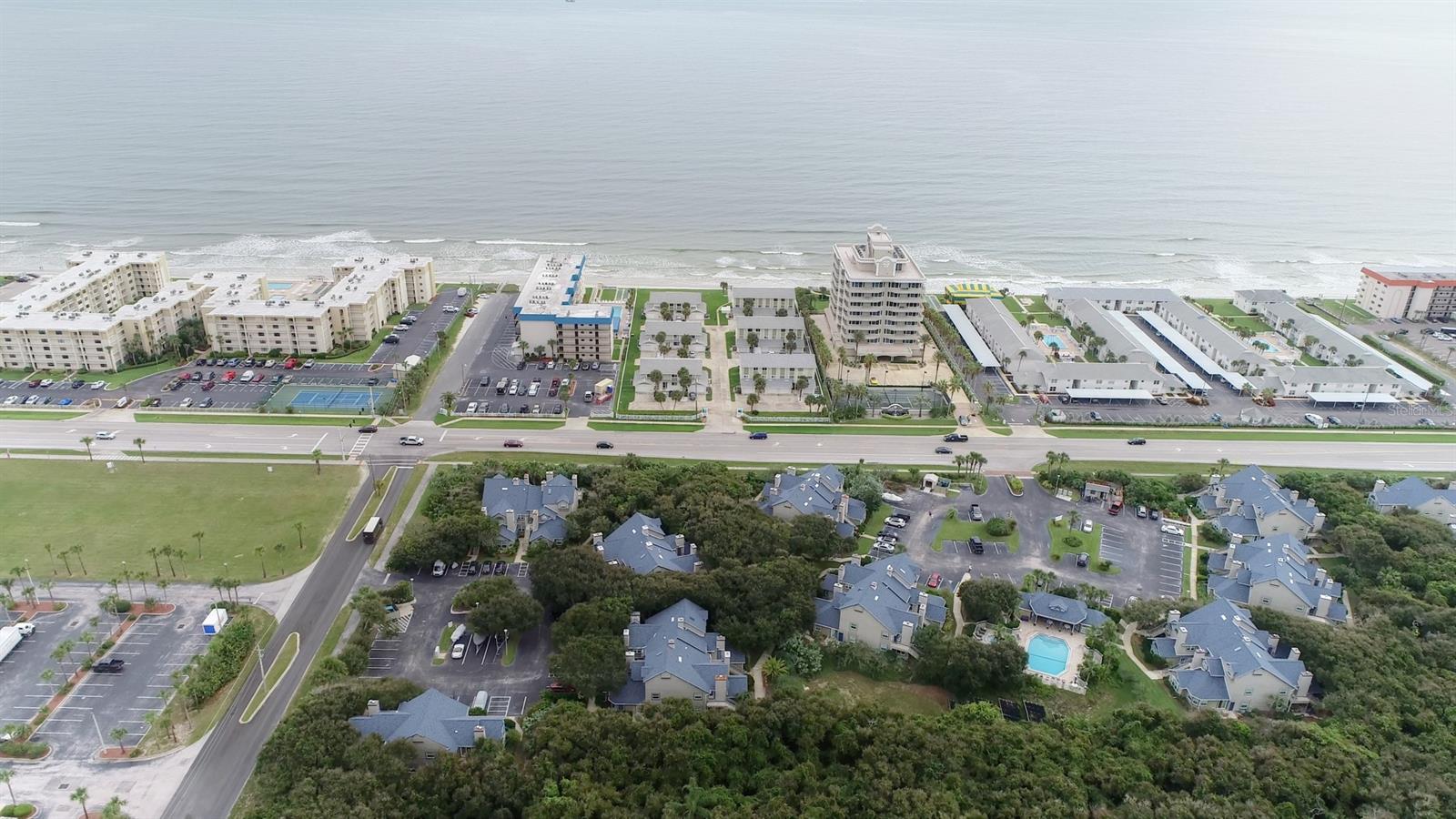 Sun Beach Club - Residential