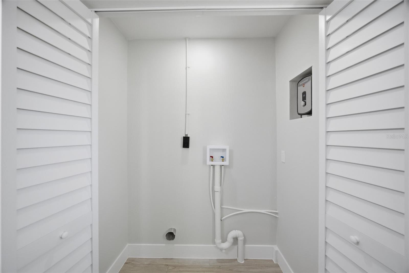 NEW PORT RICHEY CITY - Residential