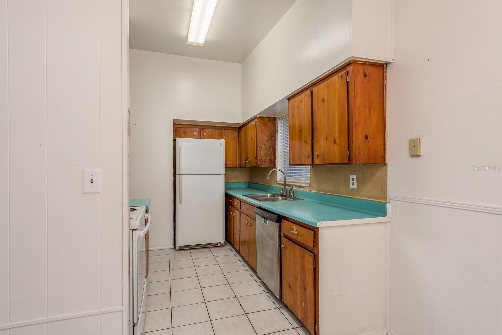 NORTH ROME ESTATES - Residential