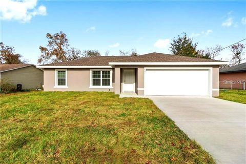 A home in DUNNELLON