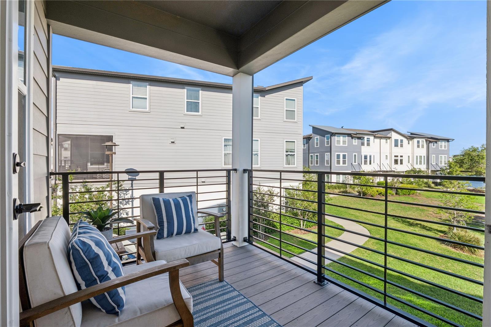 LAUREATE PARK NBRHD CENTER PH 3 - Residential