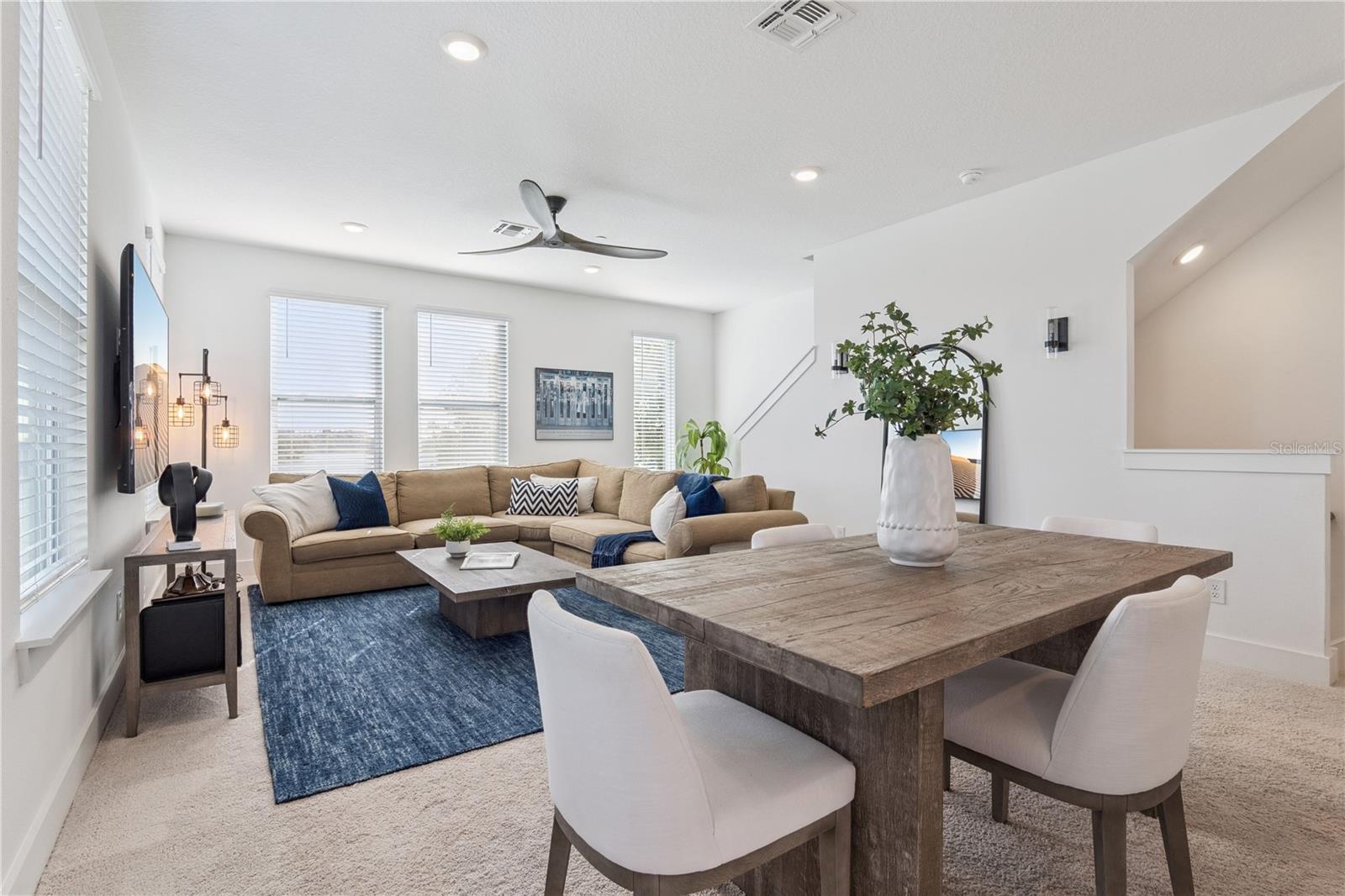 LAUREATE PARK NBRHD CENTER PH 3 - Residential