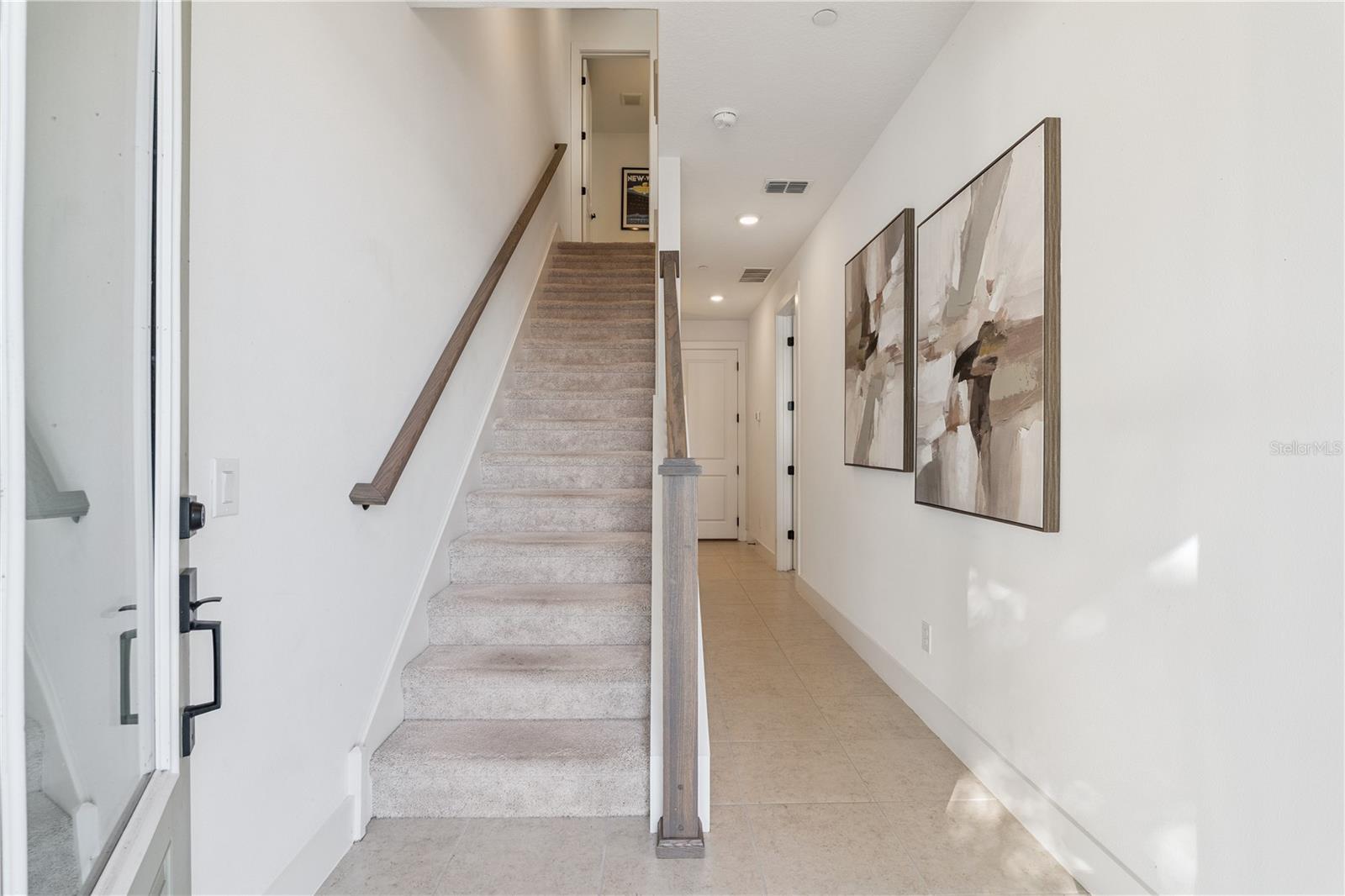 LAUREATE PARK NBRHD CENTER PH 3 - Residential