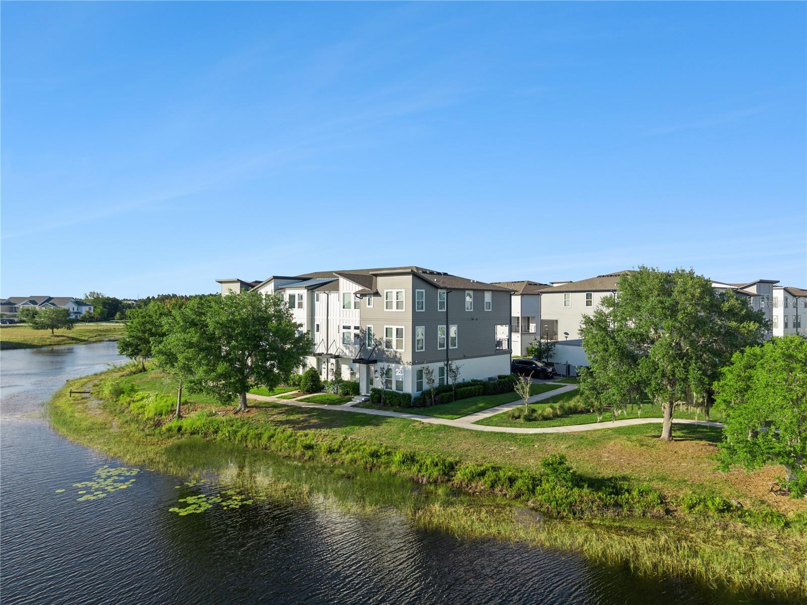 LAUREATE PARK NBRHD CENTER PH 3 - Residential