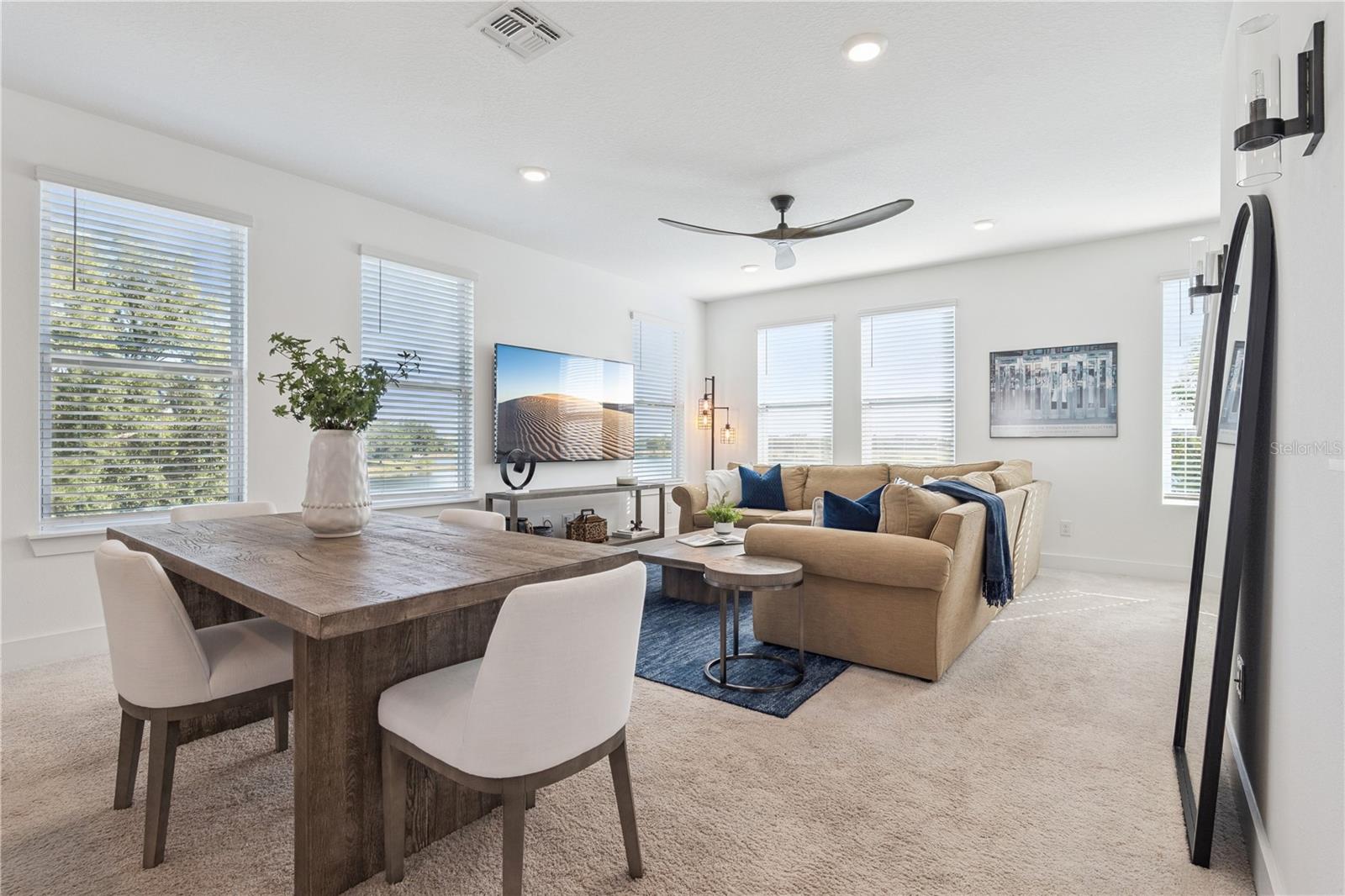 LAUREATE PARK NBRHD CENTER PH 3 - Residential