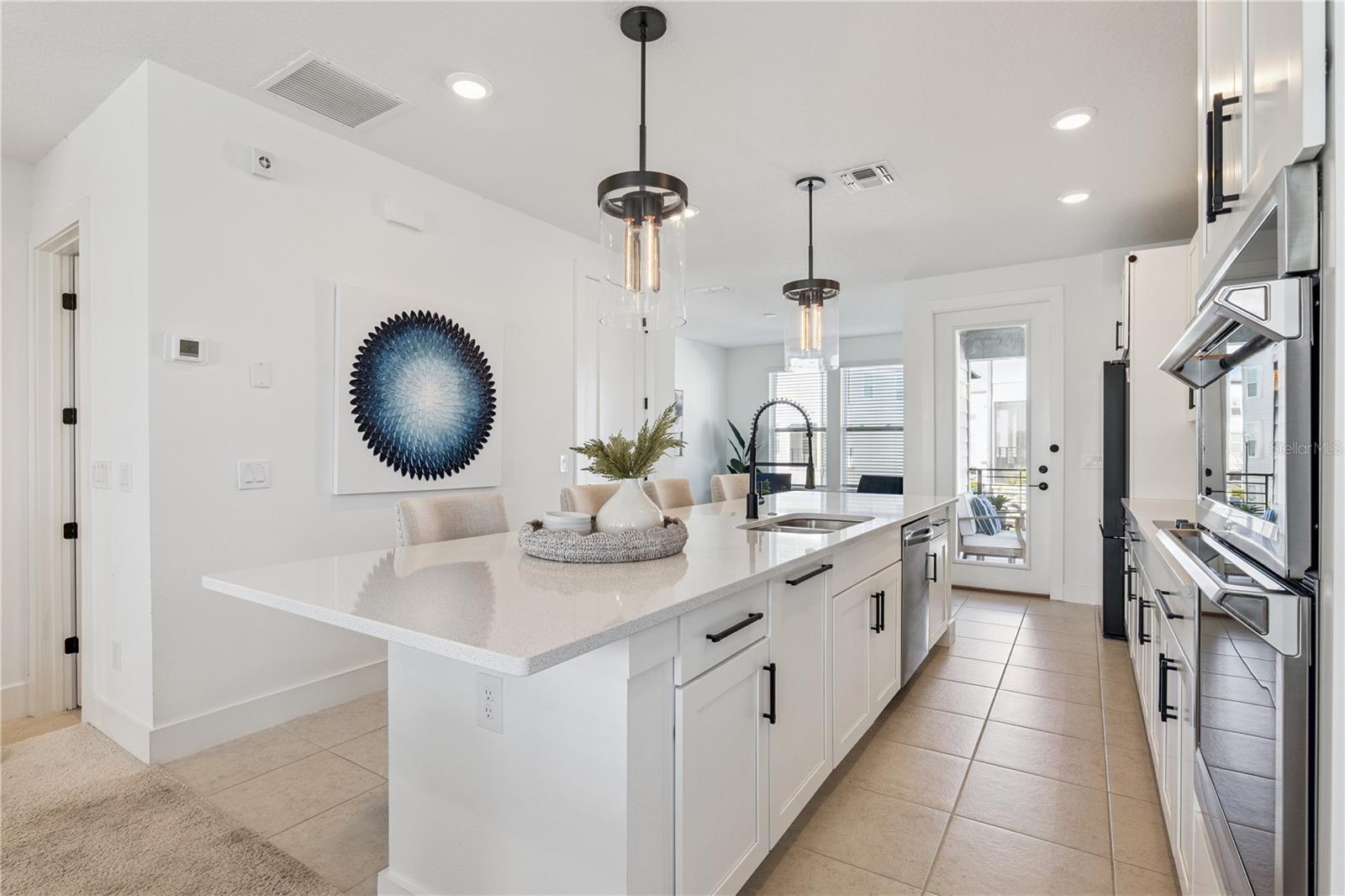 LAUREATE PARK NBRHD CENTER PH 3 - Residential