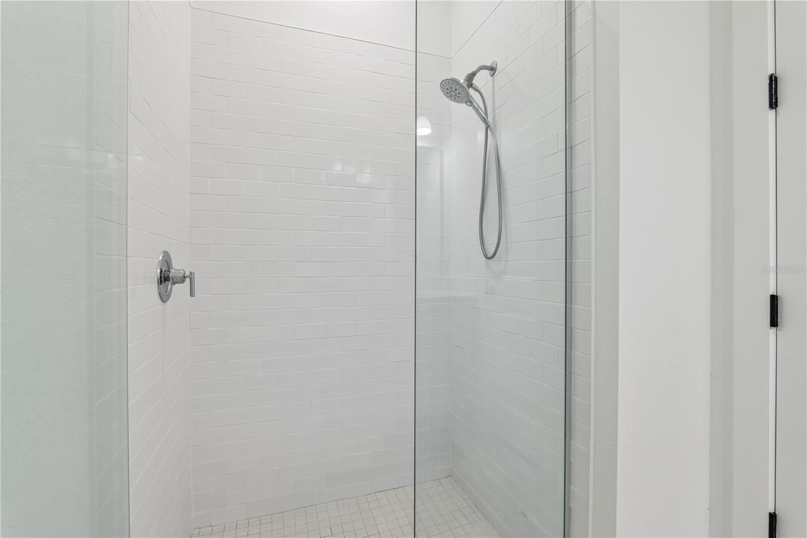 LAUREATE PARK NBRHD CENTER PH 3 - Residential