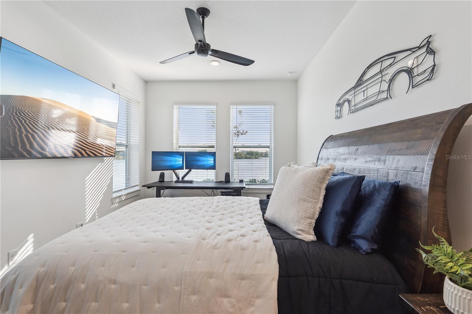 LAUREATE PARK NBRHD CENTER PH 3 - Residential