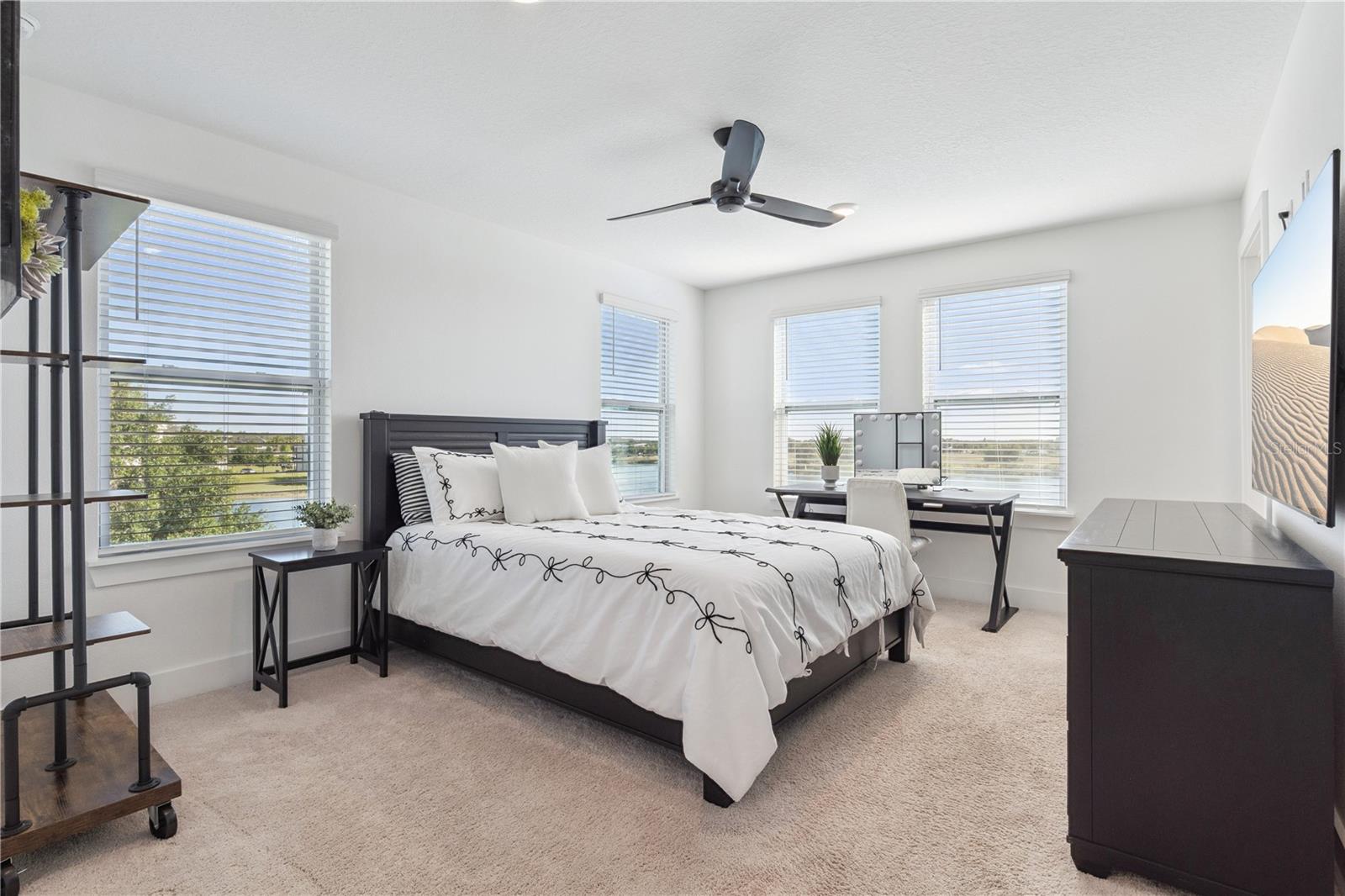 LAUREATE PARK NBRHD CENTER PH 3 - Residential