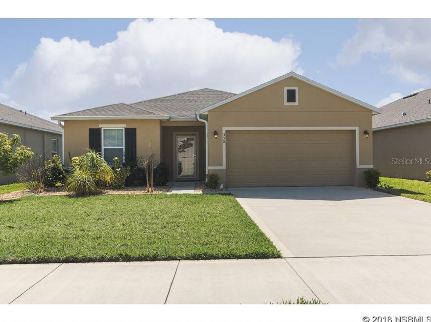 ust like new 4 bedroom, 2 bath home in Edgewater Lakes. Great open floor plan with nice big island in kitchen, great for entertaining. New appliances, new lighting, and ceiling fans make this home move-in ready. Close to shopping and restaurants, but quiet community with quiet neighbors. Lots of storage space with split bedrooms. Master en-suite has its own walk-in-shower and walk-in-closet with double sink vanity. Both bathrooms have comfort height vanities! Your new home has a dining room, living room, and a den making it roomy for a growing family, entertaining, or someone that works from home. Nice backyard off den with patio and footers for future enclosure. Indoor laundry room. Come see this home before it's gone! Priced below appraised value for quick sale. ;Water: City