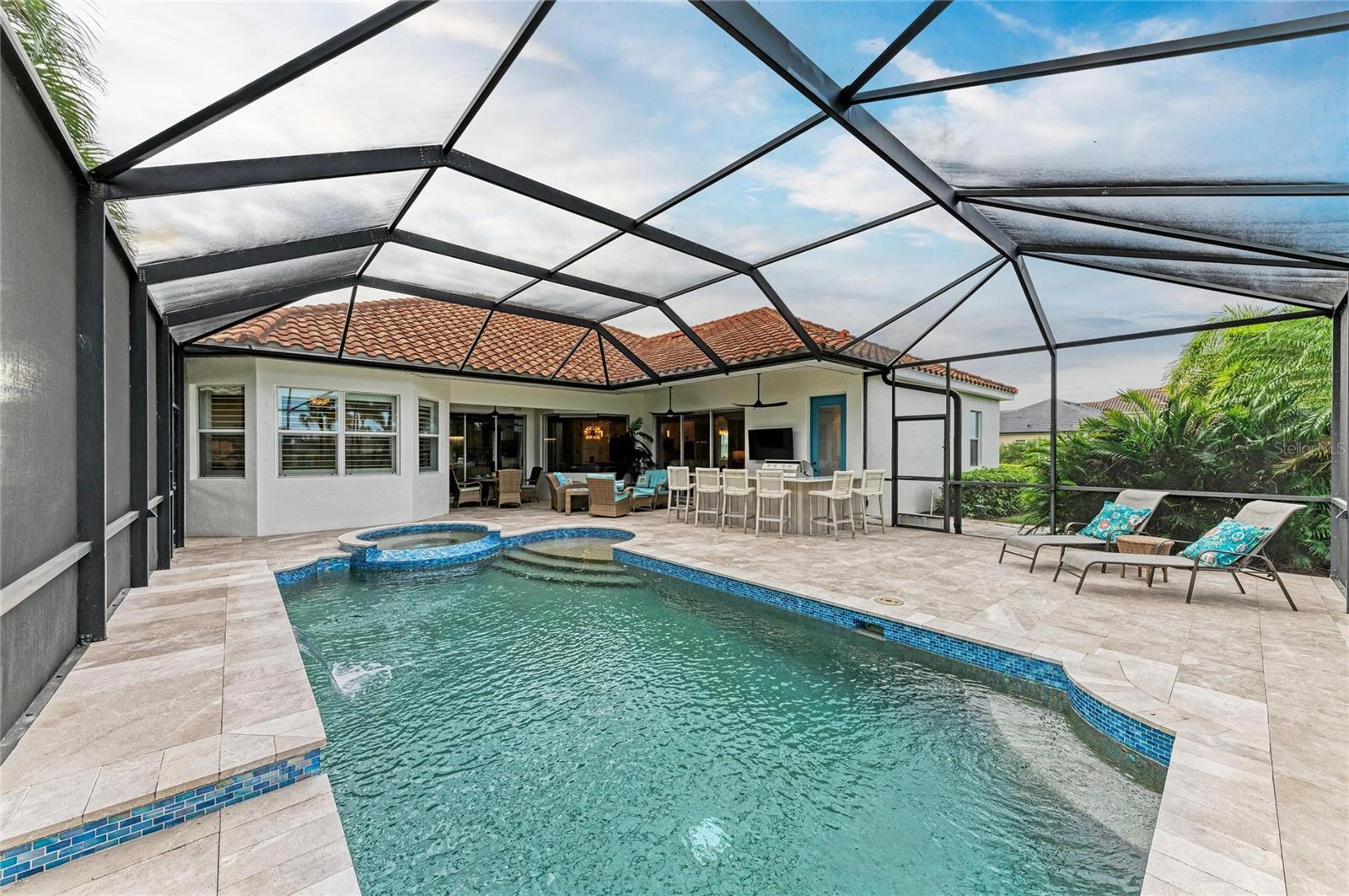 RIVER STRAND - Residential